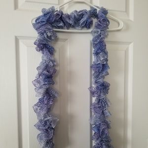 Ruffle scarf